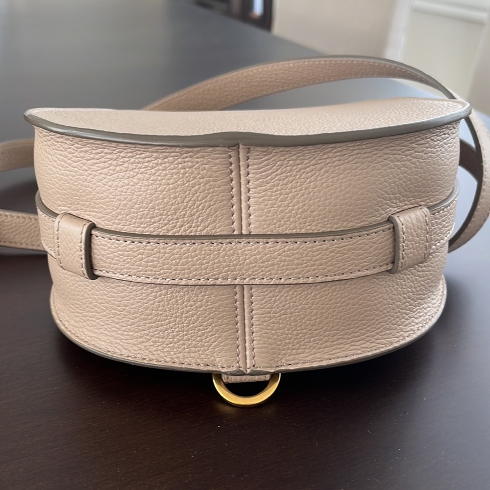 Chloe Small Marcie Crossbody Bag in Taupe - Picture 3 of 14